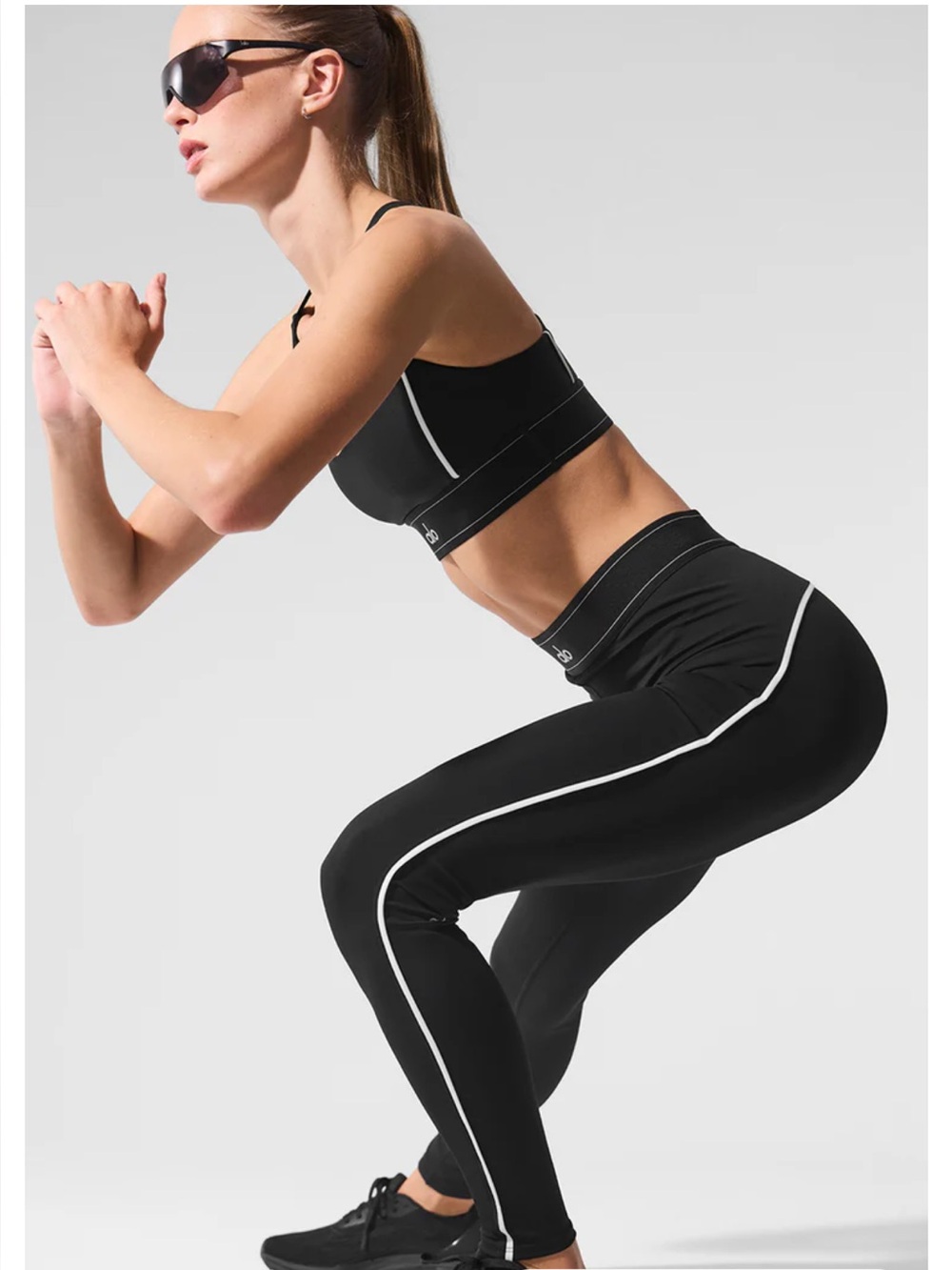 ALO Airlift High-Waist Suit Up Legging and Bra set - Picture 4 of 4
